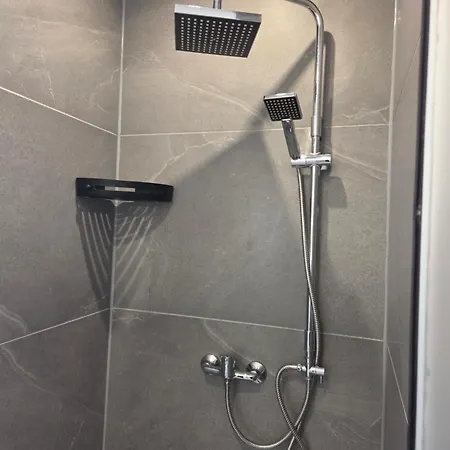 Jonalu - Saniert - Zentral - Voll Ausgestattet - 4 Personen - * Celle